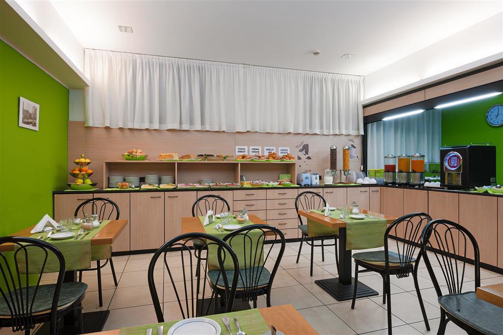 Super 8 By Wyndham High Point/Greensboro Restaurace fotografie