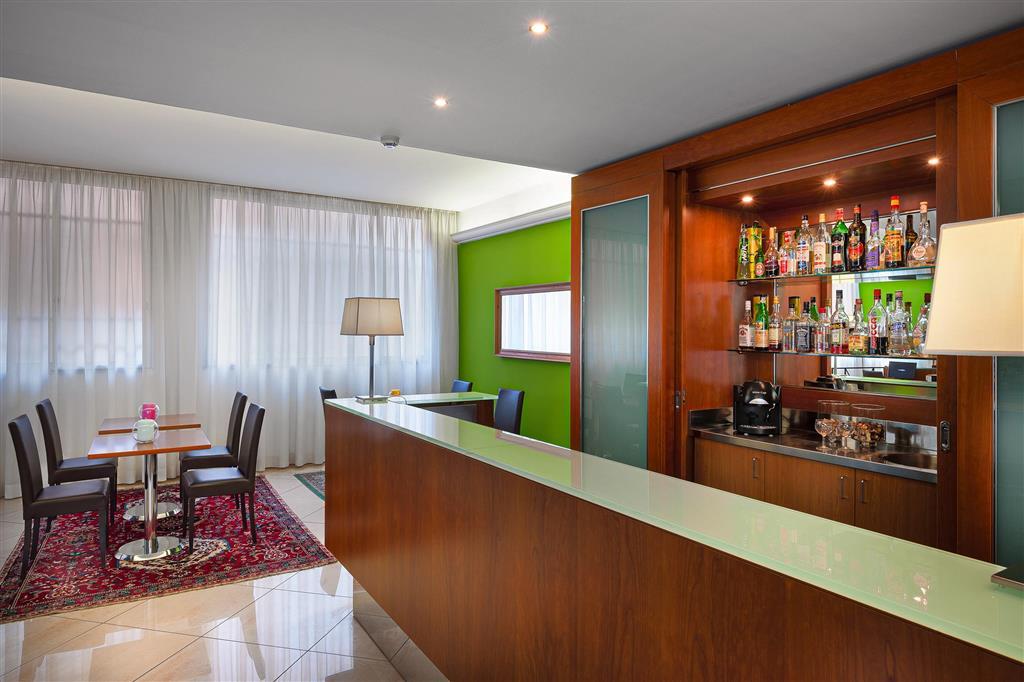 Super 8 By Wyndham High Point/Greensboro Restaurace fotografie